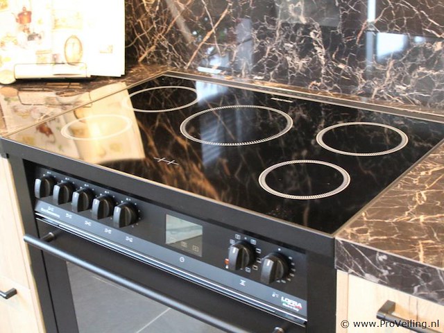 Pronorm eilandkeuken met apparatenwand - afbeelding 19 van  43