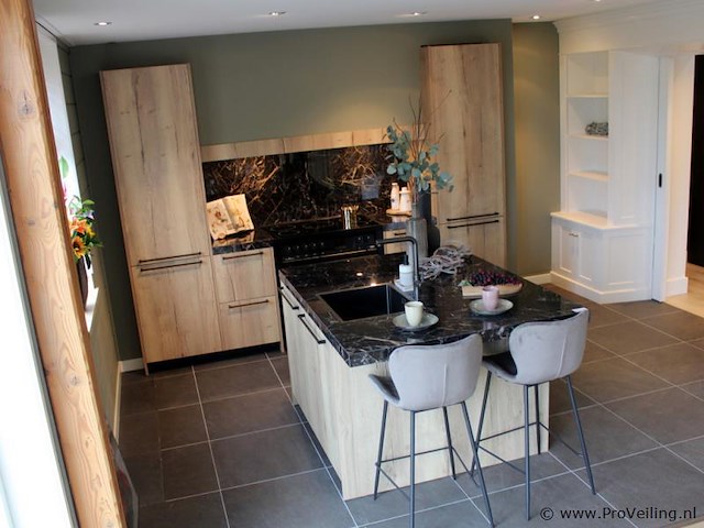 Pronorm eilandkeuken met apparatenwand - afbeelding 12 van  43