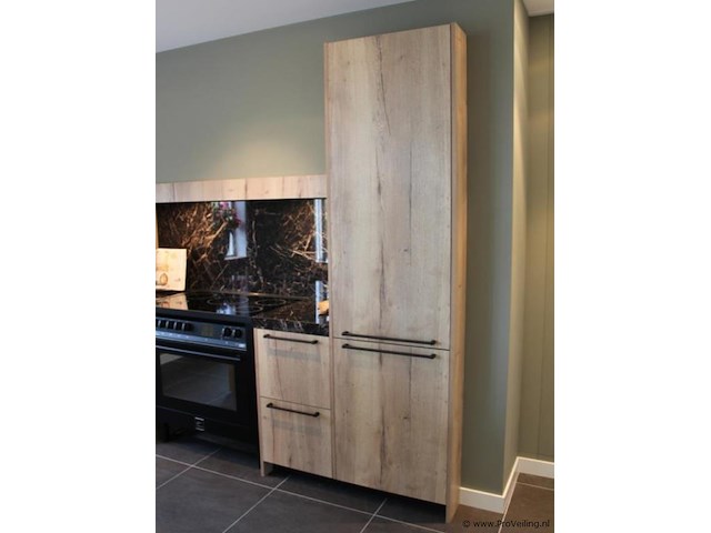 Pronorm eilandkeuken met apparatenwand - afbeelding 26 van  43