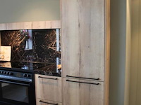 Pronorm eilandkeuken met apparatenwand - afbeelding 26 van  43