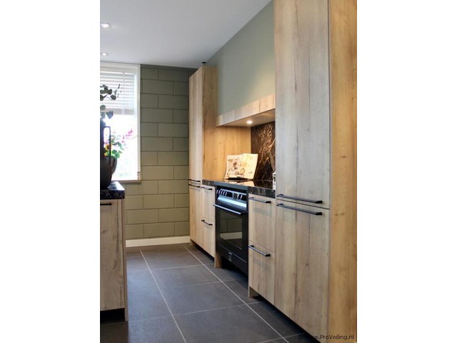 Pronorm eilandkeuken met apparatenwand - afbeelding 34 van  43