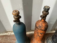 Propaan gasfles - 1 liter - schildersgereedschap (3x) - afbeelding 3 van  7