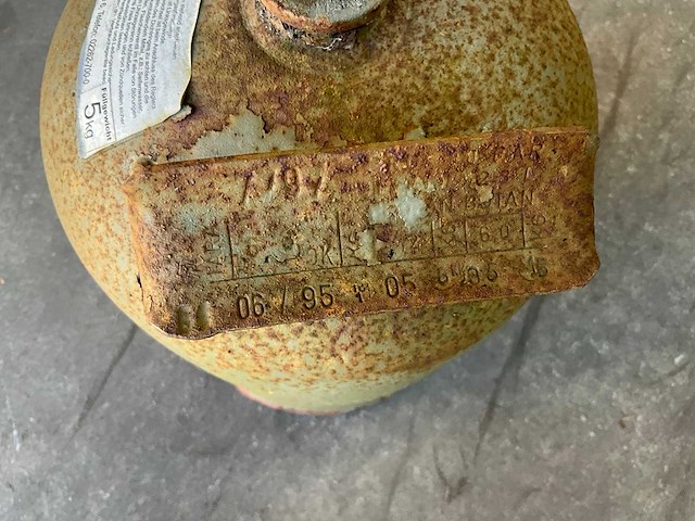 Propaan gasfles - 5 kg - schildersgereedschap - afbeelding 3 van  3
