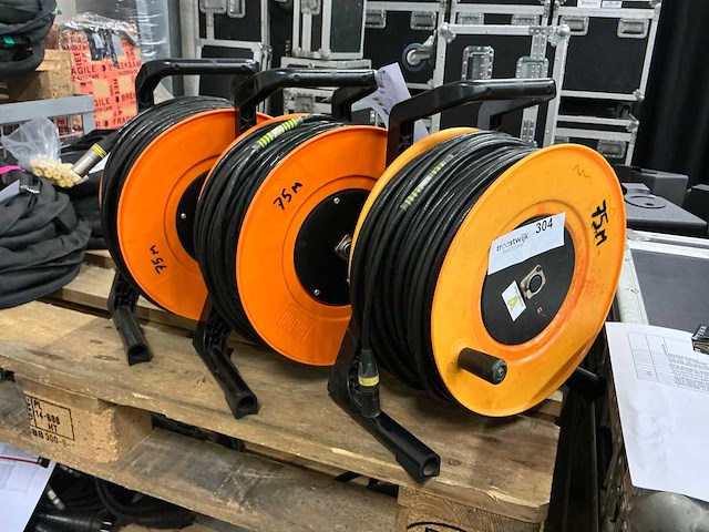 Proplex dmx 5p 75m verlengkabelhaspel (3x) - afbeelding 1 van  4