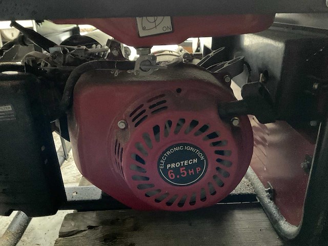Protech pr7500w generator - afbeelding 4 van  4