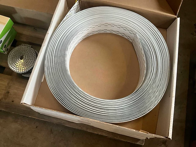 Protektor - bewegingsprofiel pvc - rollengte 25 mtr - stucadoorsmaterialen (3x) - afbeelding 3 van  7