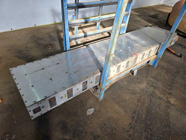 Proterra - 2022 - powered dv14 75kwh - batterij - afbeelding 6 van  6