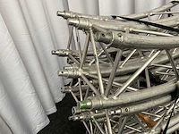 Protruss s30 square silver circle truss (8x) - afbeelding 3 van  3