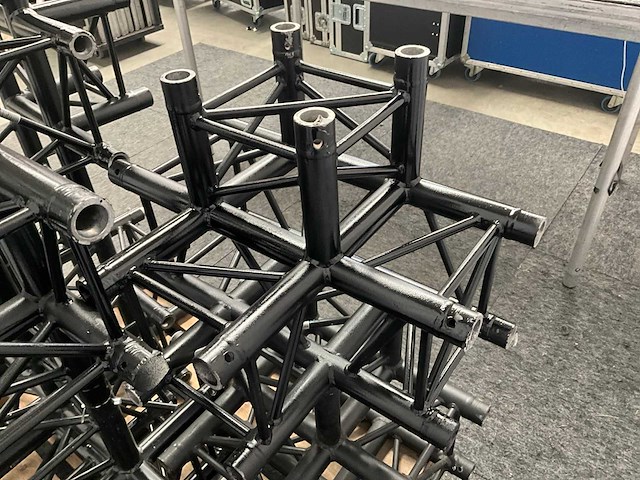 Protruss s30020 black aluminium trus 4 way t-corner (6x) - afbeelding 2 van  6