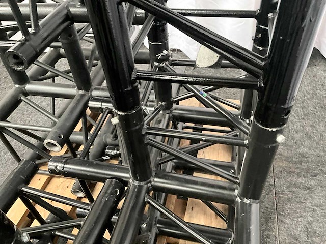 Protruss s30020 black aluminium trus 4 way t-corner (6x) - afbeelding 6 van  6