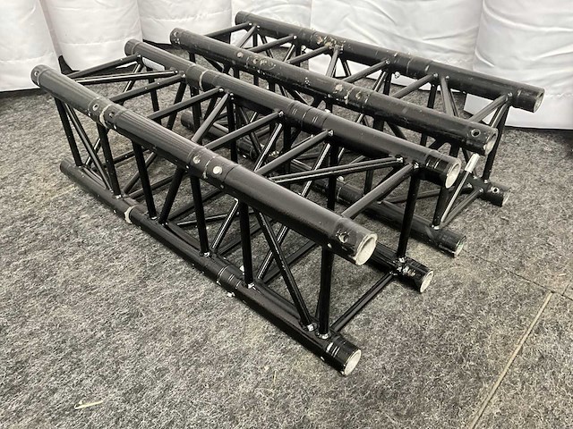Protruss s30029 black aluminium truss (6x) - afbeelding 1 van  5