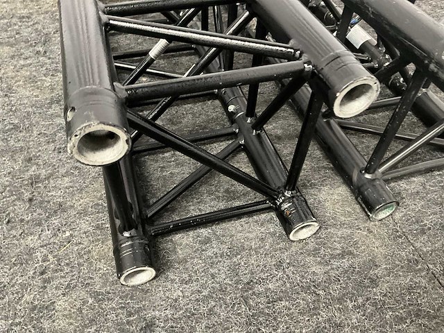 Protruss s30029 black aluminium truss (6x) - afbeelding 2 van  5