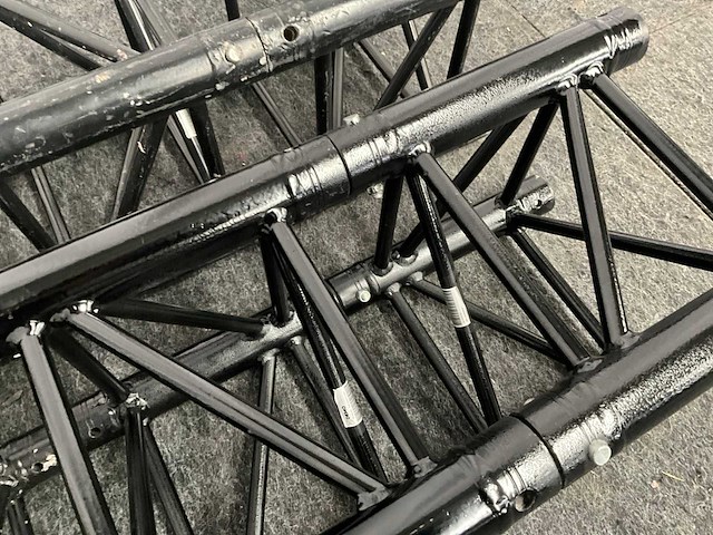 Protruss s30029 black aluminium truss (6x) - afbeelding 3 van  5