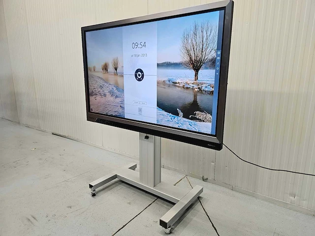 Prowise - proline+ 75 inch ultra hd multi-touchscreen - televisie op verstelbare voet - afbeelding 1 van  10