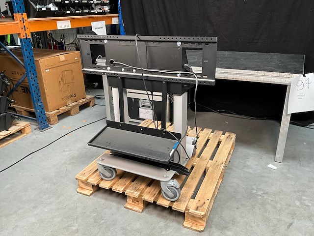 Prowise mobile lift tv / monitor beugel / frame - afbeelding 1 van  4