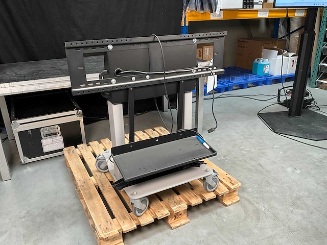 Prowise mobile lift tv / monitor beugel / frame - afbeelding 2 van  4