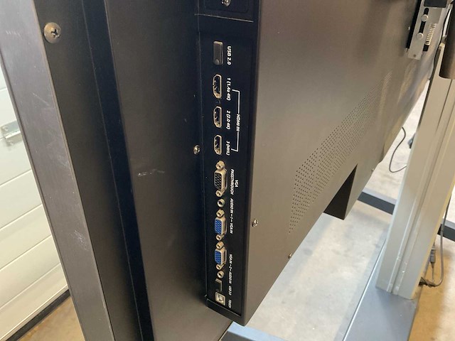 Prowise pro line ultra-hd 84” led multi-touchscreen op elektrische standaard - afbeelding 6 van  9