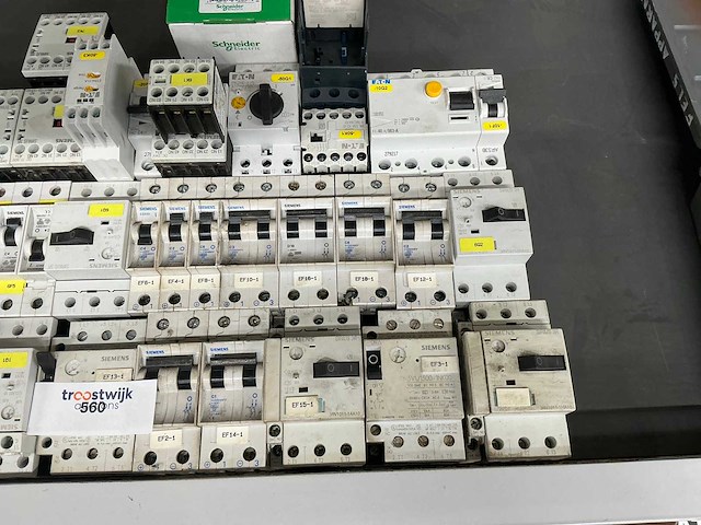 Prtij zekeringautomaten - afbeelding 2 van  3