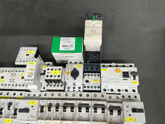 Prtij zekeringautomaten - afbeelding 3 van  3