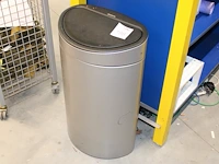 Prullenbak brabantia. hoogte 70 cm