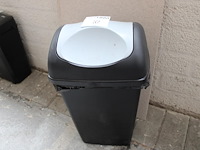 Prullenbak tontarelli met hoogte 47 cm. - afbeelding 1 van  2