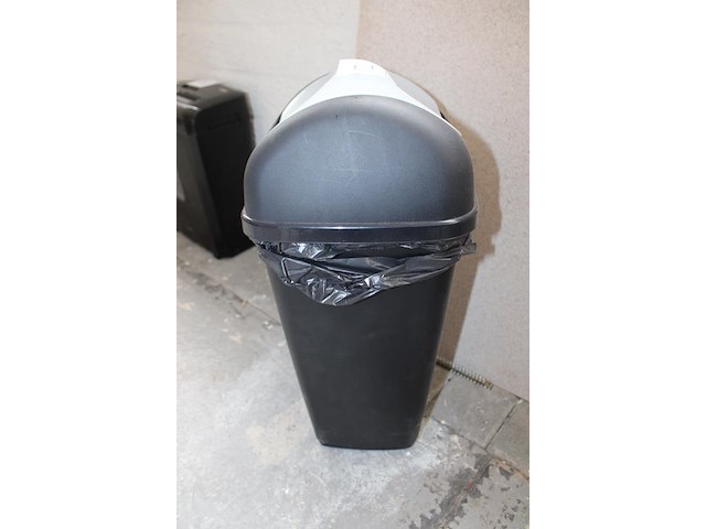 Prullenbak tontarelli met hoogte 47 cm. - afbeelding 2 van  2