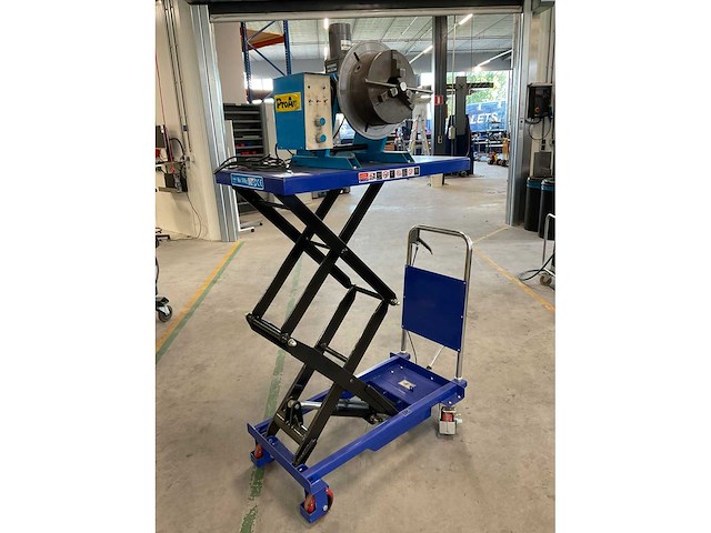 Ptm 100b lasmanipulator op heftafel - afbeelding 7 van  8