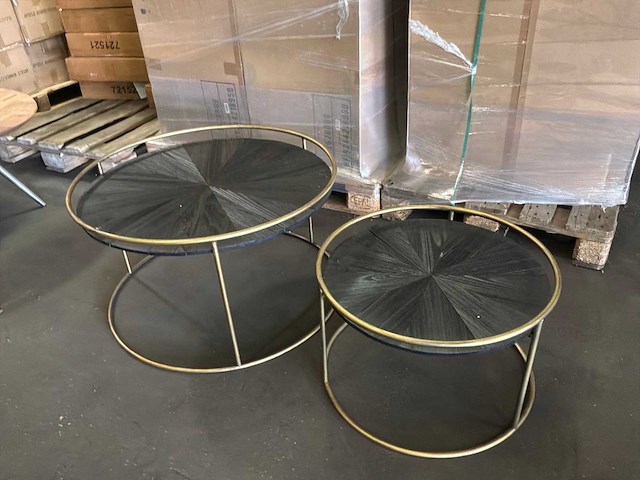 Ptmd carry black wood salontafel, rond, met gouden frame set van 2 - afbeelding 4 van  10