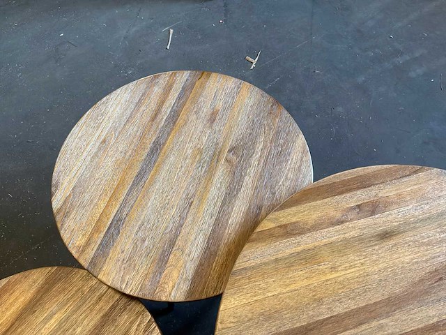 Ptmd thyrsa natural salontafel recycled teak wood set van 4 - afbeelding 4 van  12