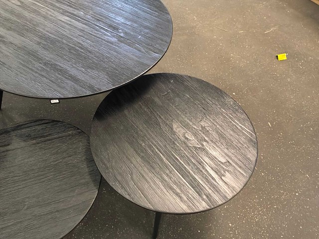 Ptmd thyrsa zwart salontafel recycled teak wood set van 4 - afbeelding 9 van  10