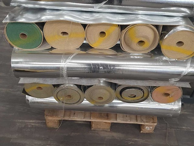 Pu rubber ondervloer (ca. 200m2) - afbeelding 4 van  6