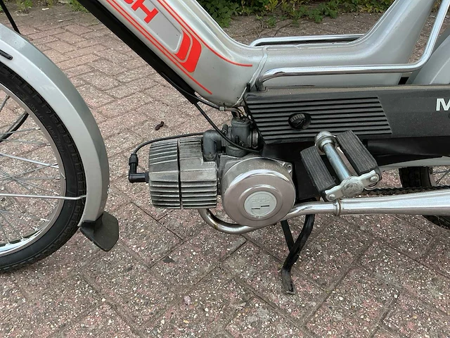 Puch bromfiets maxi e brommer - afbeelding 10 van  11
