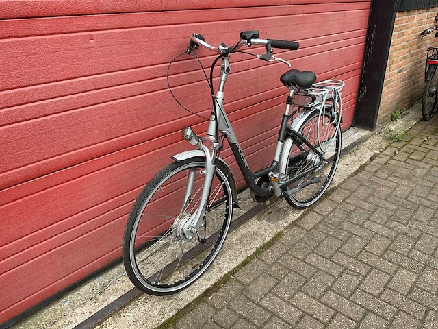 Puch radius luxury elektrische fiets - afbeelding 1 van  8