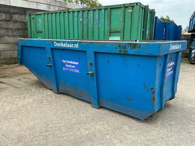 Puin container - afbeelding 3 van  4