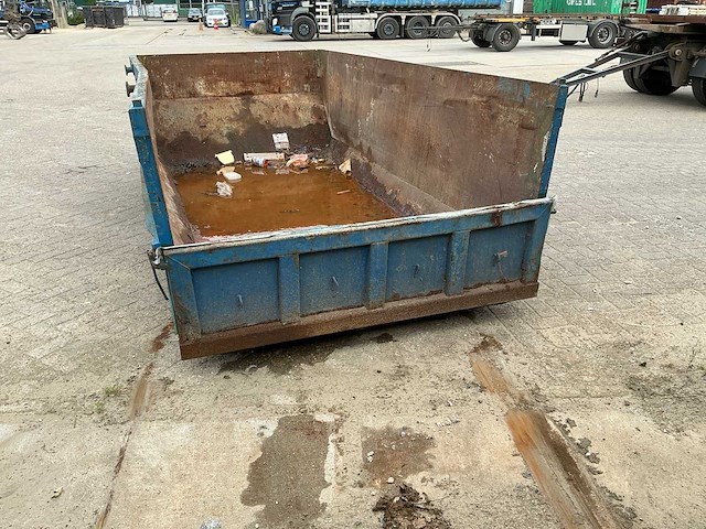 Puin container - afbeelding 3 van  6