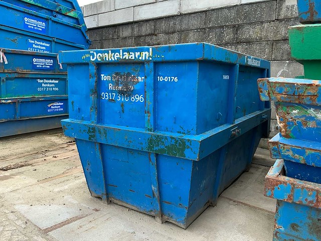 Puin container - afbeelding 1 van  5