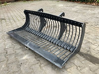 Puinbak (giant wiellader) - afbeelding 1 van  6