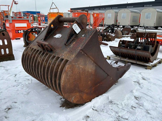 Puinbak met tanden - afbeelding 3 van  6