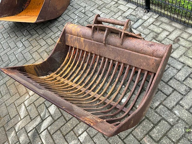 Puinbak - afbeelding 1 van  9