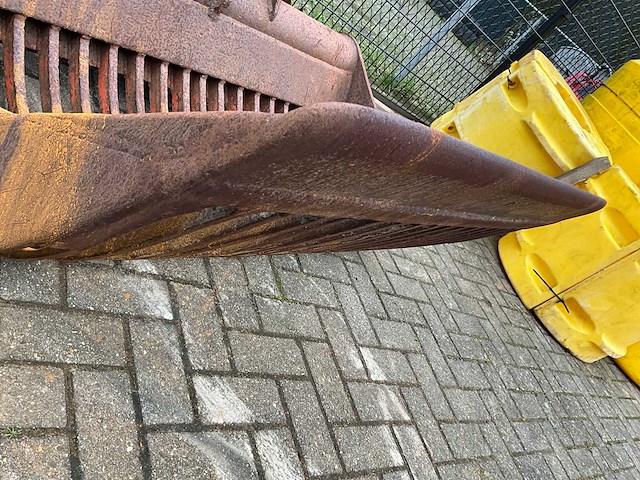 Puinbak - afbeelding 7 van  9