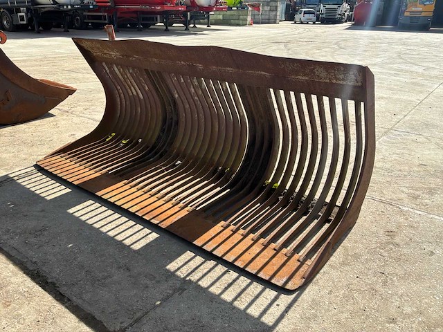 Puinriek wiellader - afbeelding 1 van  5