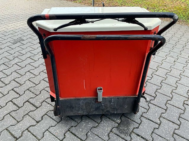 Pulimat sweeping 5001 sta zelfrijdende veegmachine - afbeelding 3 van  14