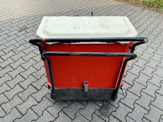 Pulimat sweeping 5001 sta zelfrijdende veegmachine - afbeelding 11 van  14