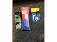 Pully trekkers en divers - afbeelding 3 van  4