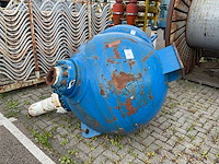 Pulsatiedemper "pulsation dampner" - afbeelding 1 van  4