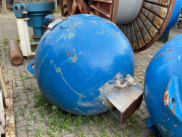 Pulsatiedemper "pulsation dampner" - afbeelding 2 van  5