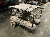 Puma 400 mobiele luchtcompressor - afbeelding 1 van  4