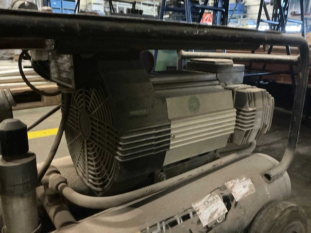 Puma 400 mobiele luchtcompressor - afbeelding 3 van  4