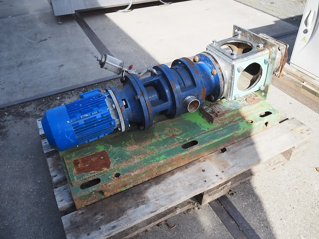 Pump - afbeelding 3 van  6