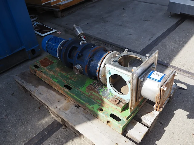 Pump - afbeelding 4 van  6